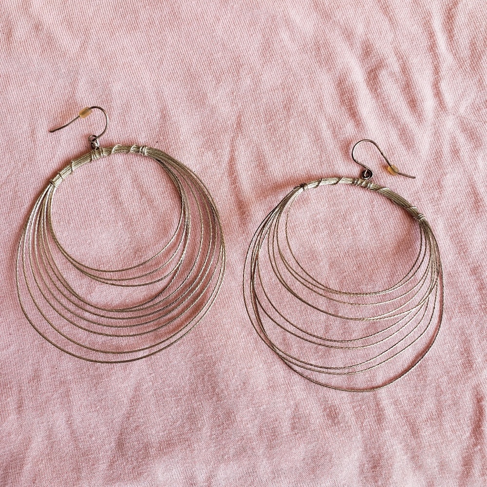 Wire earrings